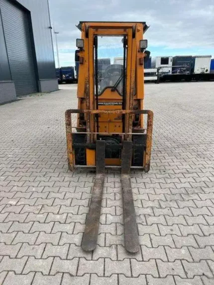 Nissan_Duplex_2500KG_4926hrs_no_charger_02ZP1B2L25_4_16