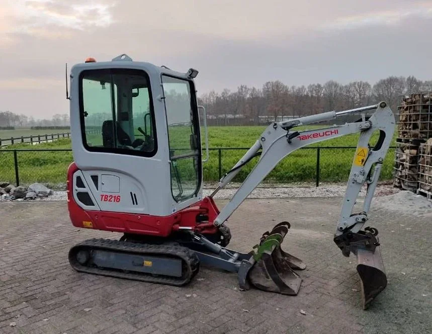 TAKEUCHI-TB216 TAKEUCHI-TB216