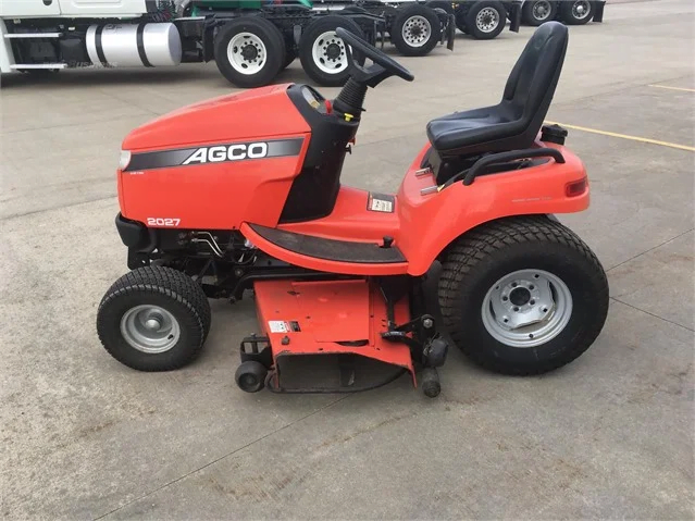 Tondeuse-Autoportee-AGCO-2027H-20095